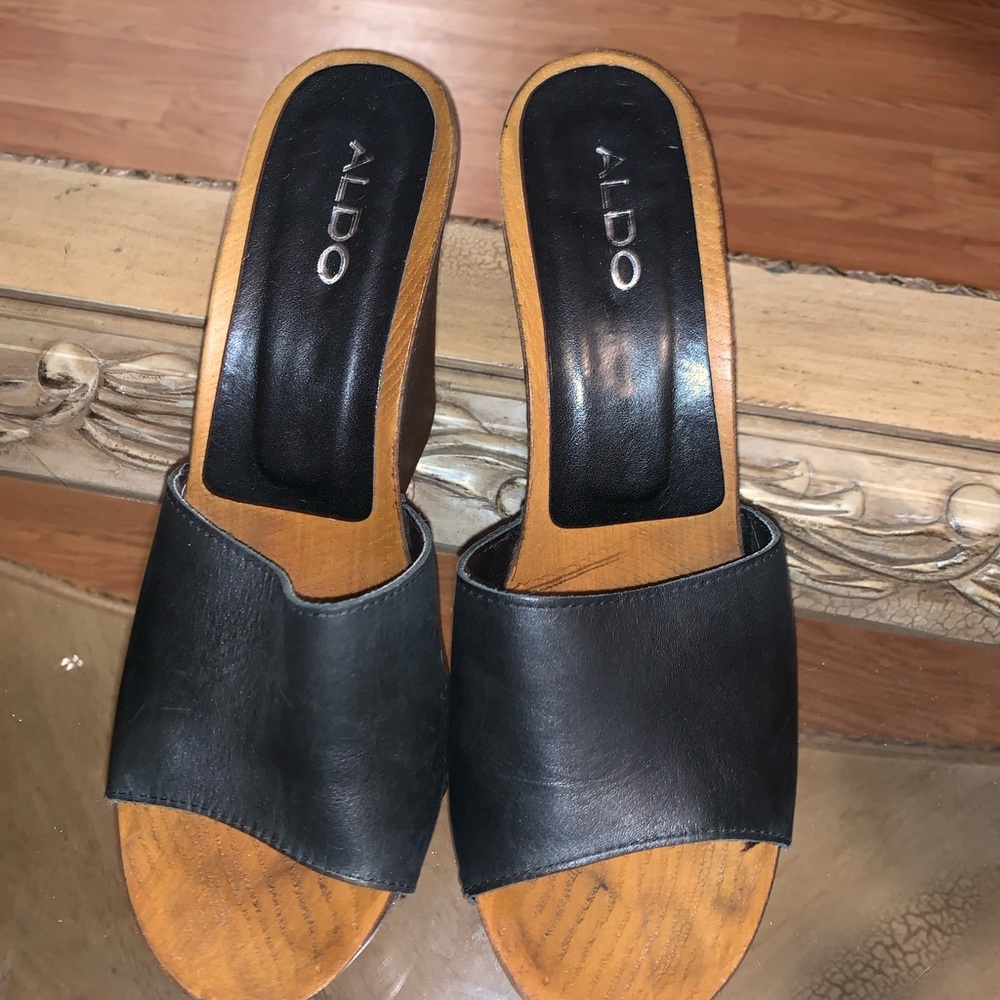 Aldo leather wedges